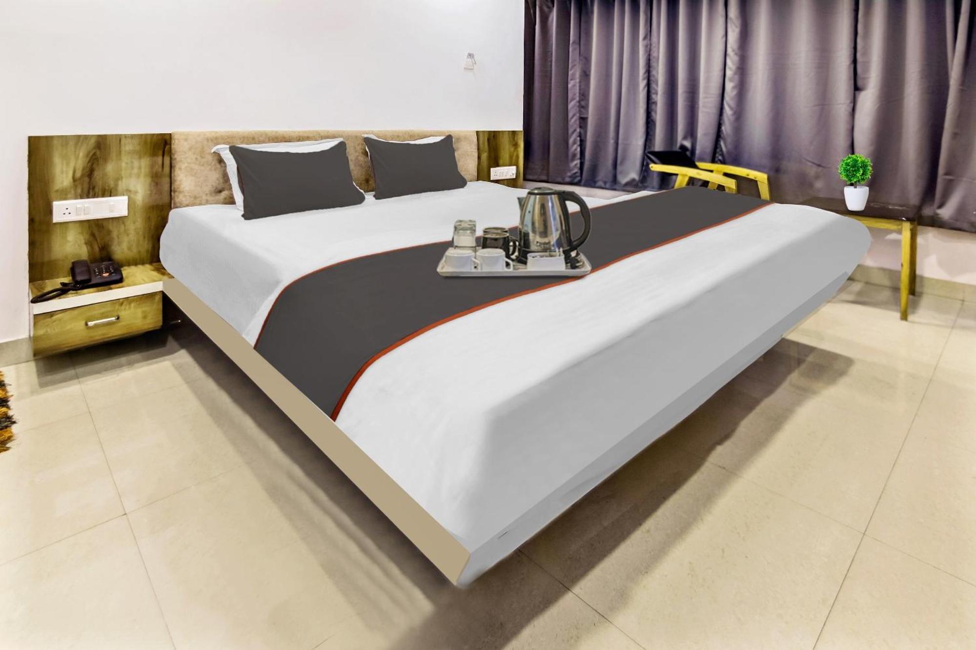 Capital O The Jumar Hotel Silwai Екстериор снимка