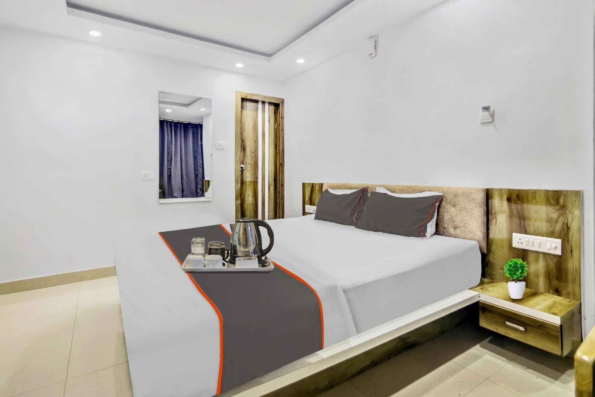 Capital O The Jumar Hotel Silwai Екстериор снимка